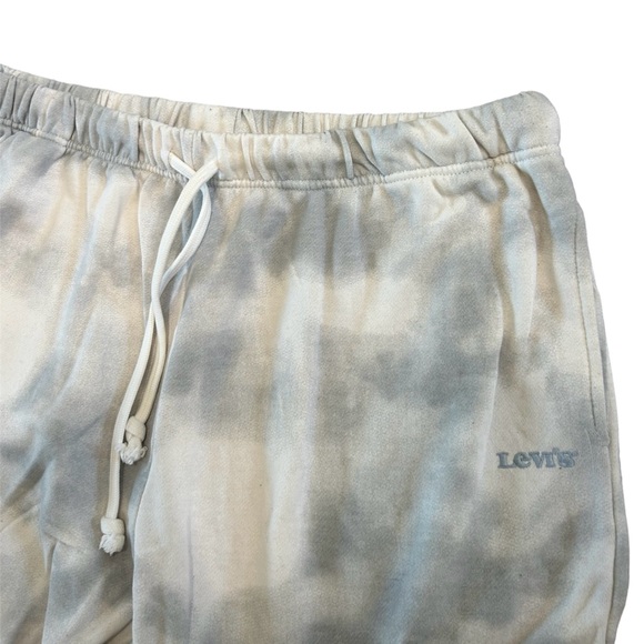 Levi’s Sweats - Picture 6 of 11